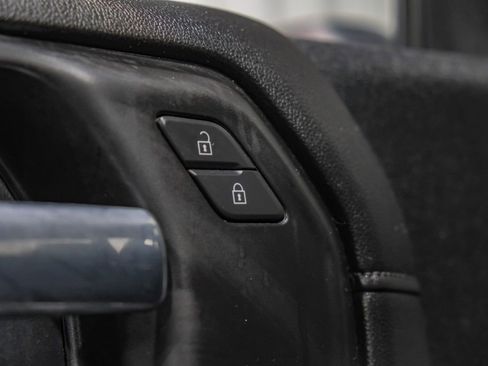 Used 2021 Chevrolet Silverado 2500 LT w/ Fleet Comfort Package image 40