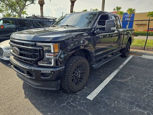 Used 2022 Ford F250 Lariat w/ Black Appearance Package AWD/4WD image 2