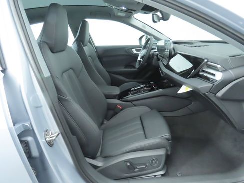 Used 2025 Audi A5 2.0T Premium Plus w/ Premium Plus image 23