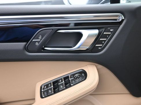 New 2026 Porsche Macan AWD/4WD image 11