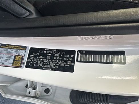 Used 2024 Kia Forte LXS image 36