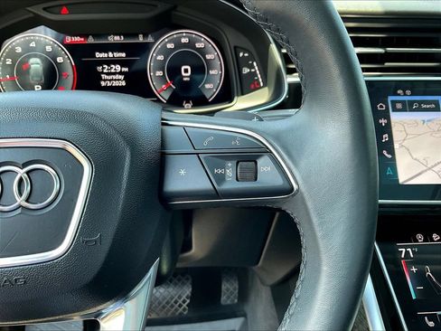 Used 2023 Audi Q7 3.0T Prestige w/ Prestige Package AWD/4WD image 13