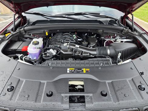 New 2025 Jeep Grand Cherokee Limited w/ Luxury Tech Group II image 33