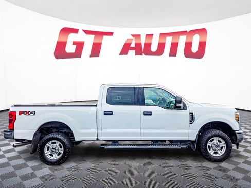 Used 2018 Ford F250 XLT w/ FX4 Off-Road Package image 8