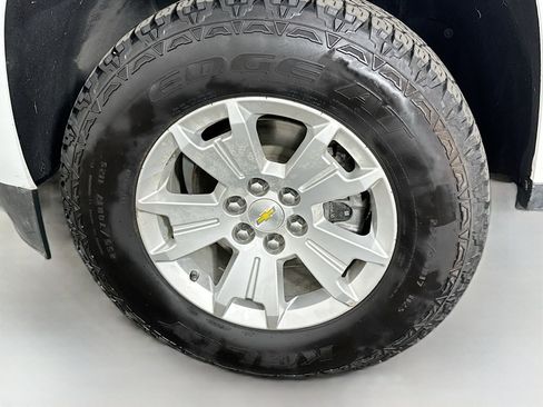 Used 2021 Chevrolet Colorado LT w/ Fleet Safety Package AWD/4WD image 30