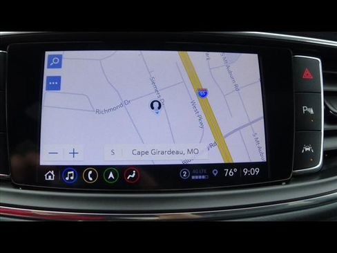 Used 2024 Buick Enclave Premium image 25