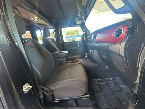 Used 2022 Jeep Wrangler Unlimited Rubicon image 23