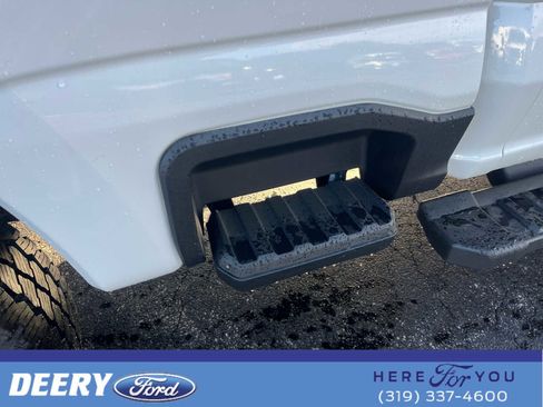 New 2026 Ford F350 Lariat w/ Black Appearance Package image 15