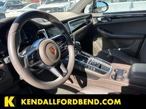 Used 2021 Porsche Macan S AWD/4WD image 19