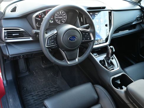 Used 2025 Subaru Outback Touring XT image 11