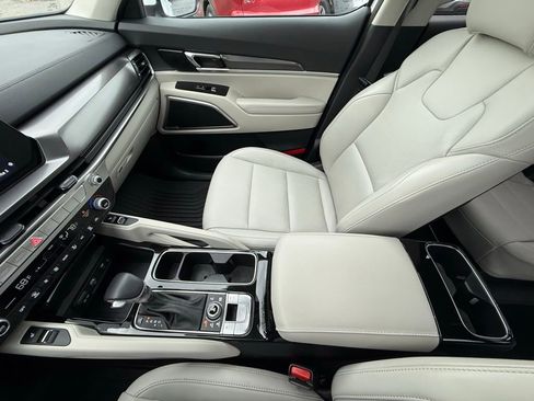 Used 2024 Kia Telluride S w/ S Sunroof Package image 34