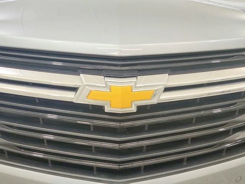 Used 2024 Chevrolet Equinox LT w/ LPO, Floor Liner Package image 16