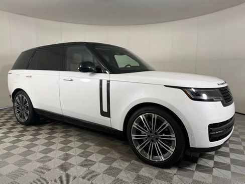 Used 2024 Land Rover Range Rover Long Wheelbase SE AWD/4WD image 6