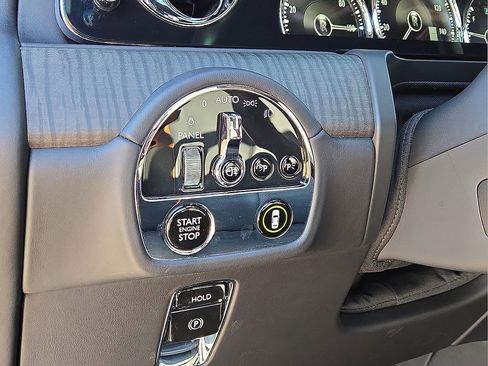 Used 2023 Rolls-Royce Ghost AWD/4WD image 25