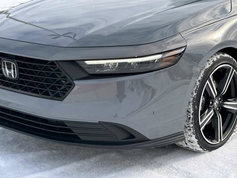 Used 2023 Honda Accord Sport image 7