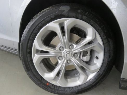 Certified 2023 Honda Accord LX image 3