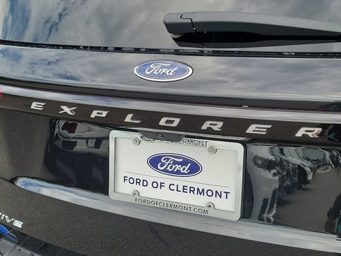 Used 2026 Ford Explorer Active RWD image 6