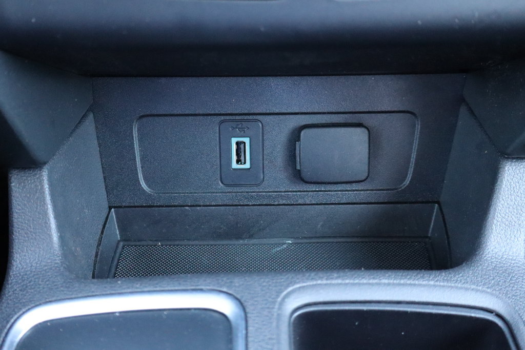 Used 2019 Ford Escape SE FWD image 11