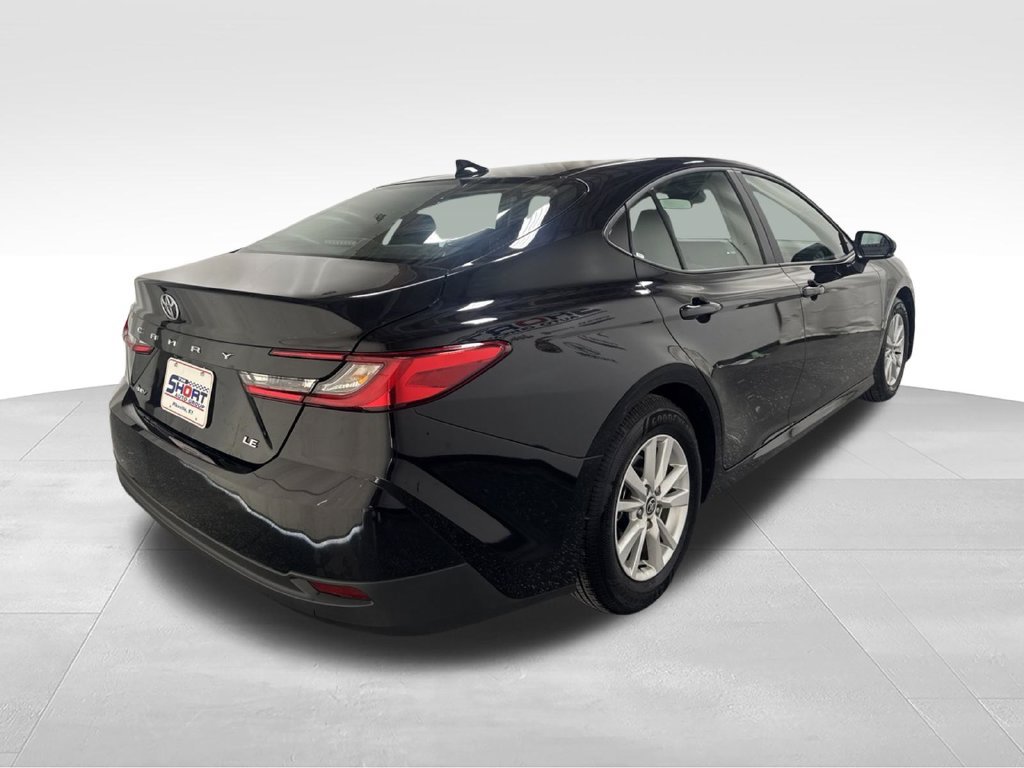 Used 2026 Toyota Camry LE FWD image 4