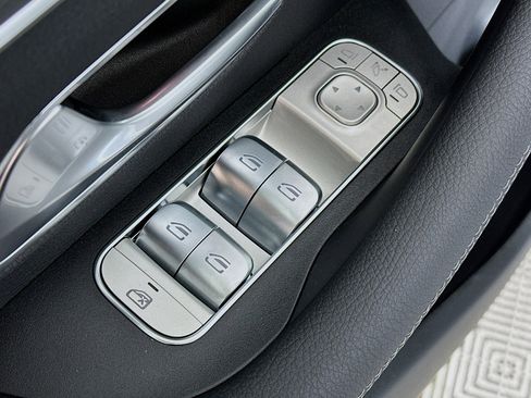 New 2026 Mercedes-Benz GLE 450 4MATIC image 18