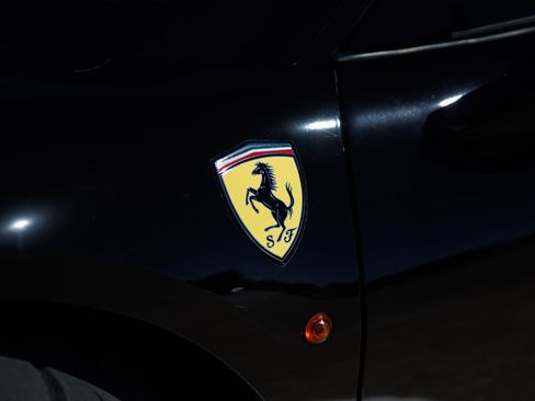 Used 2017 Ferrari 488 GTB image 18