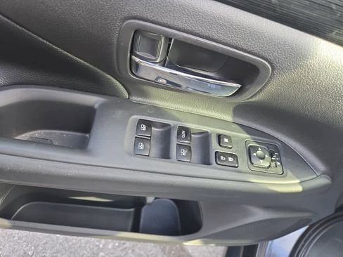 Used 2016 Mitsubishi Outlander SEL image 51