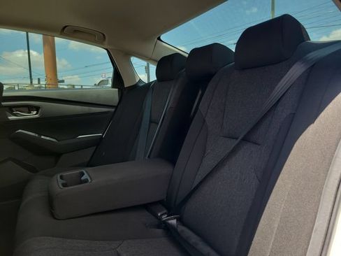 Certified 2025 Honda Accord SE image 28