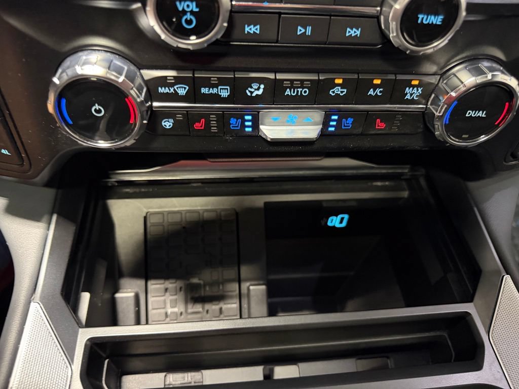 Used 2026 Ford F250 Platinum AWD/4WD image 26