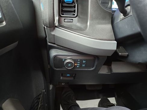 Used 2022 Ford Bronco Black Diamond image 19