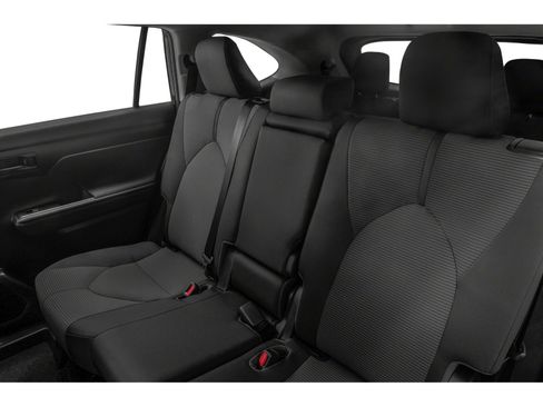 Used 2022 Toyota Highlander L AWD/4WD image 11