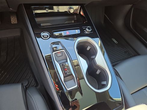 New 2026 Audi A6 Premium Plus image 22