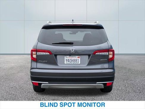 Certified 2022 Honda Pilot Touring image 8