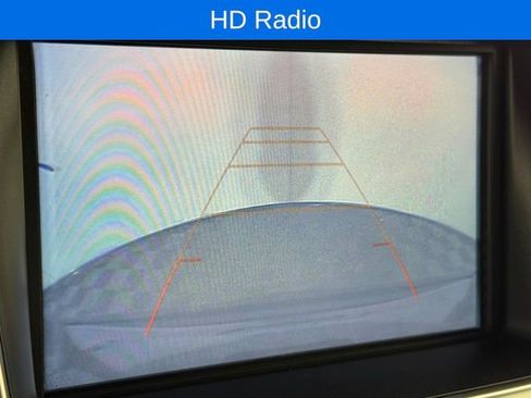 Used 2018 Chevrolet Suburban LT image 23