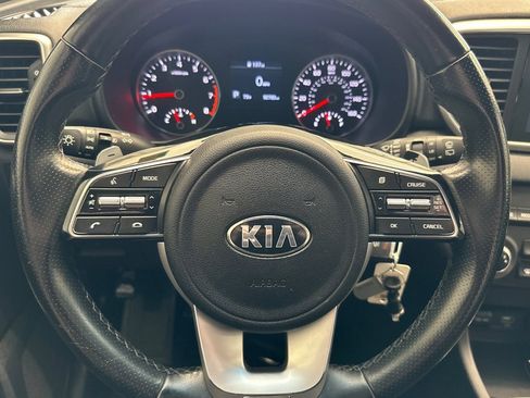 Used 2020 Kia Sportage S image 25