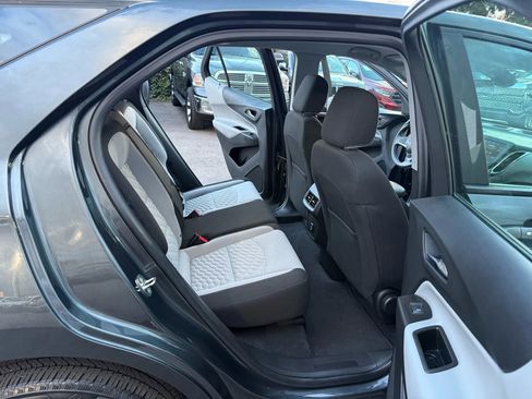 Used 2020 Chevrolet Equinox LS image 19