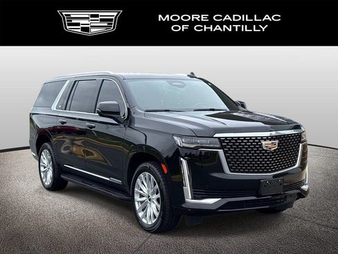 Used 2023 Cadillac Escalade ESV Luxury RWD image 1