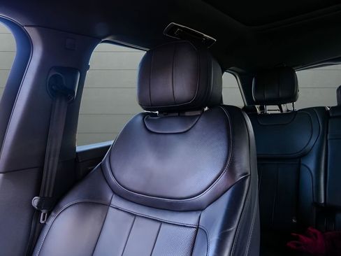 Used 2023 Land Rover Range Rover Sport SE image 36