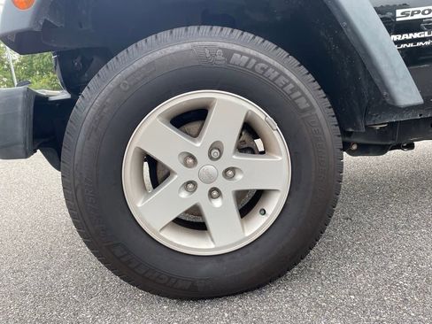 Used 2018 Jeep Wrangler Unlimited Sport S image 10