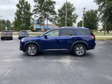 Certified 2025 Nissan Pathfinder SL image 6