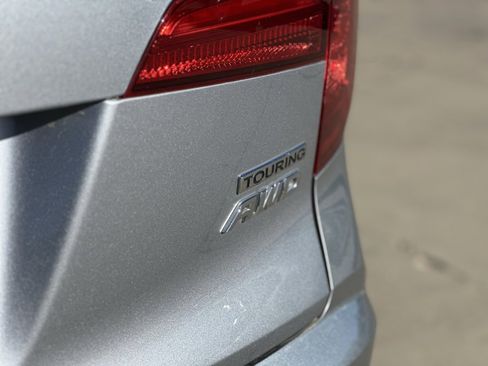 Used 2017 Honda Pilot Touring image 25