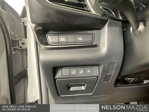 Certified 2025 MAZDA CX-30 AWD 2.5 S w/ Preferred Package image 42