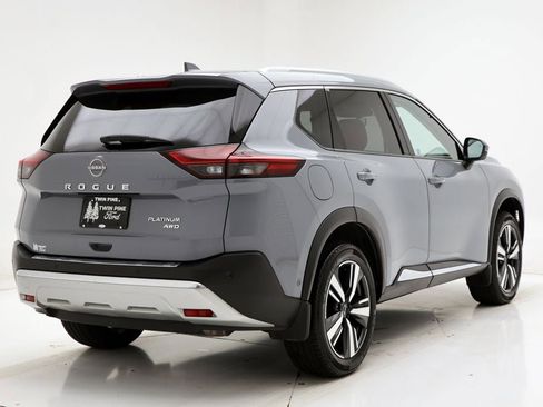 Used 2023 Nissan Rogue Platinum w/ Platinum Premium Package image 9