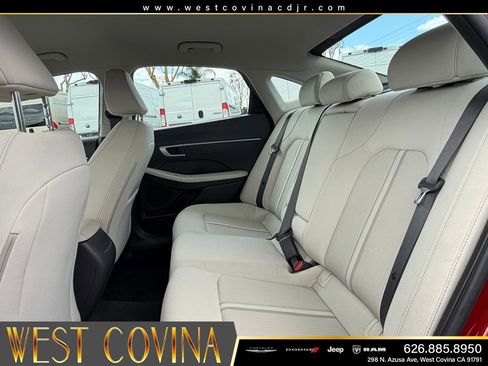 Used 2025 Hyundai Sonata SEL FWD image 18