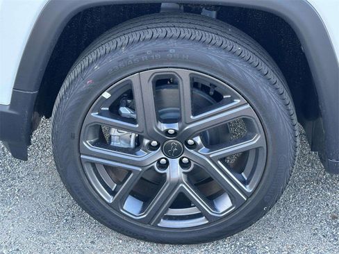 New 2026 Jeep Compass Limited image 6