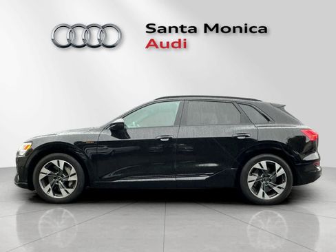 Used 2023 Audi e-tron Premium w/ Convenience Plus Package image 5