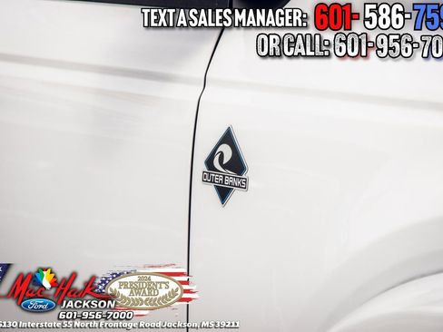 New 2025 Ford Bronco Outer Banks image 36