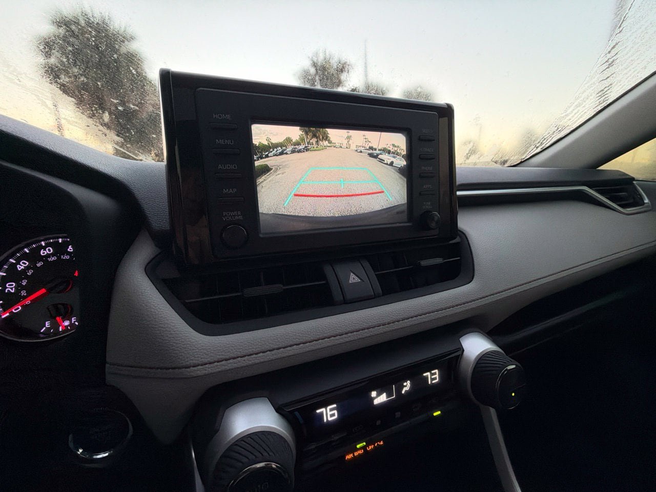 Used 2019 Toyota RAV4 XLE FWD image 11