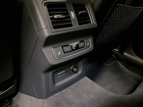 Certified 2023 Audi Q5 e Prestige w/ Prestige Package image 32