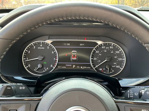 New 2025 Nissan Pathfinder SL w/ SL Premium Package image 30