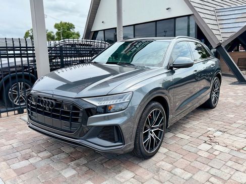 Used 2022 Audi Q8 Prestige w/ Prestige Package AWD/4WD image 5
